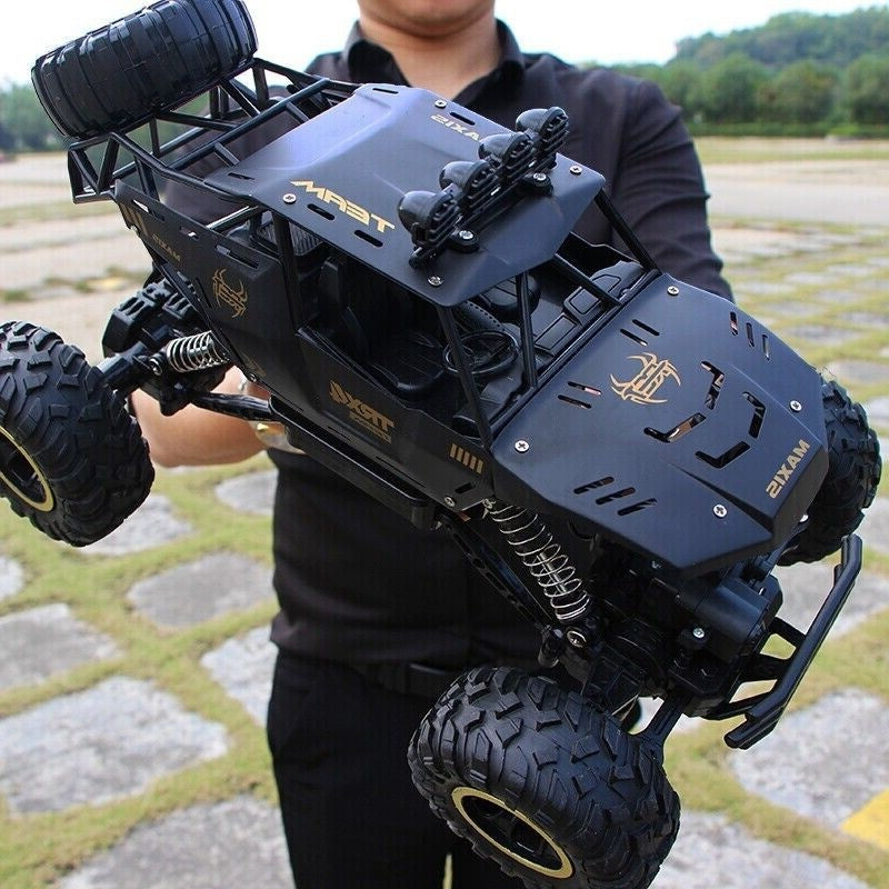 UK 4DRC Rc Car Rock Crawler Rechargeable Off Road Truck 4WD , Metal Shell LED Headlights RC Remote Control Off Road Car Truck